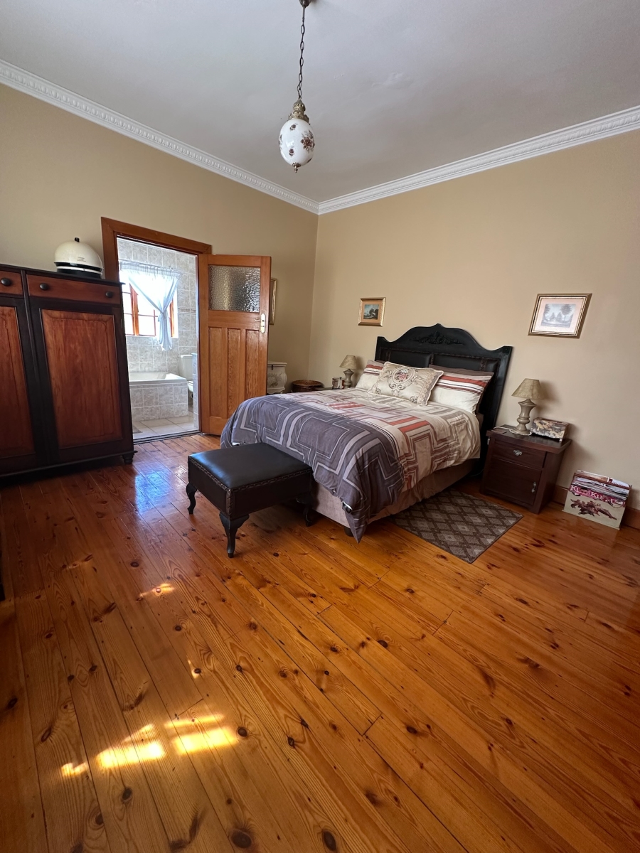 5 Bedroom Property for Sale in Mill Park Eastern Cape